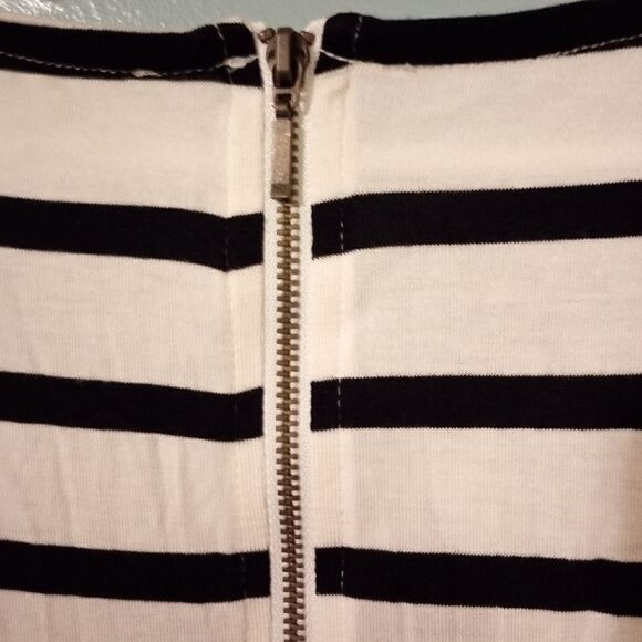 Jessica Simpson striped embroidered maternity top - Picture 4 of 8